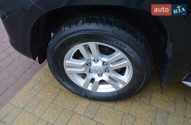 Внедорожник / Кроссовер Toyota Land Cruiser 2010 в 