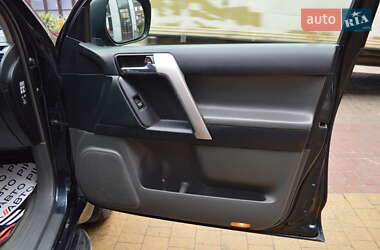 Внедорожник / Кроссовер Toyota Land Cruiser 2010 в 
