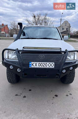 Позашляховик / Кросовер Toyota Land Cruiser 1999 в 