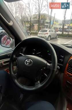 Позашляховик / Кросовер Toyota Land Cruiser 2003 в 