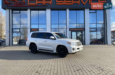 Внедорожник / Кроссовер Toyota Land Cruiser 2014 в 