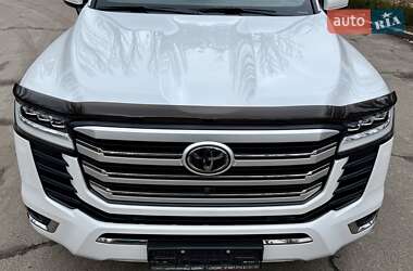 Позашляховик / Кросовер Toyota Land Cruiser 2023 в 