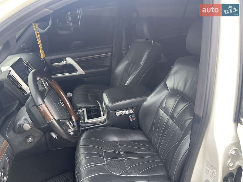 Внедорожник / Кроссовер Toyota Land Cruiser 2020 в Сумах