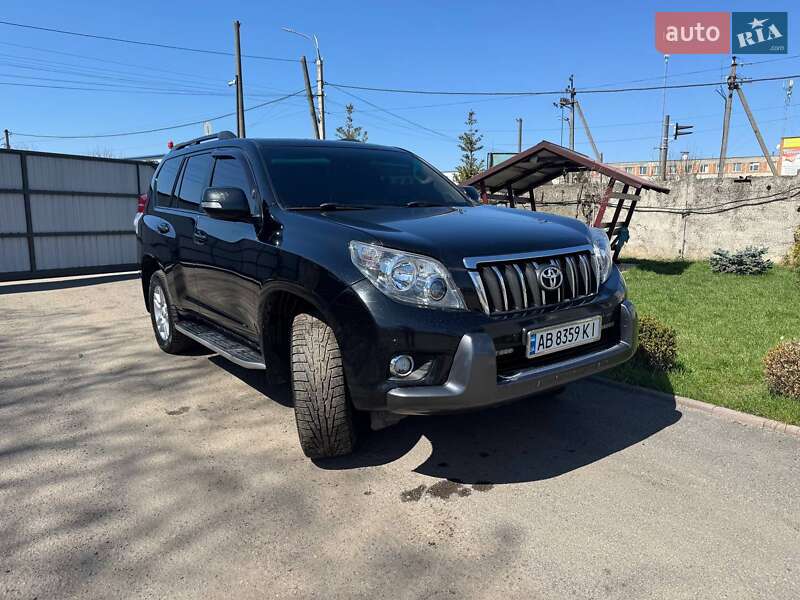 Внедорожник / Кроссовер Toyota Land Cruiser 2010 в 