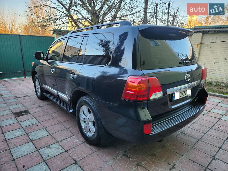 Внедорожник / Кроссовер Toyota Land Cruiser 2012 в Киеве