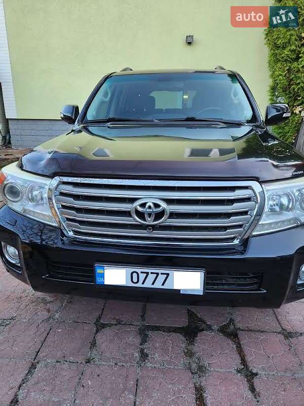 Внедорожник / Кроссовер Toyota Land Cruiser 2012 в Киеве
