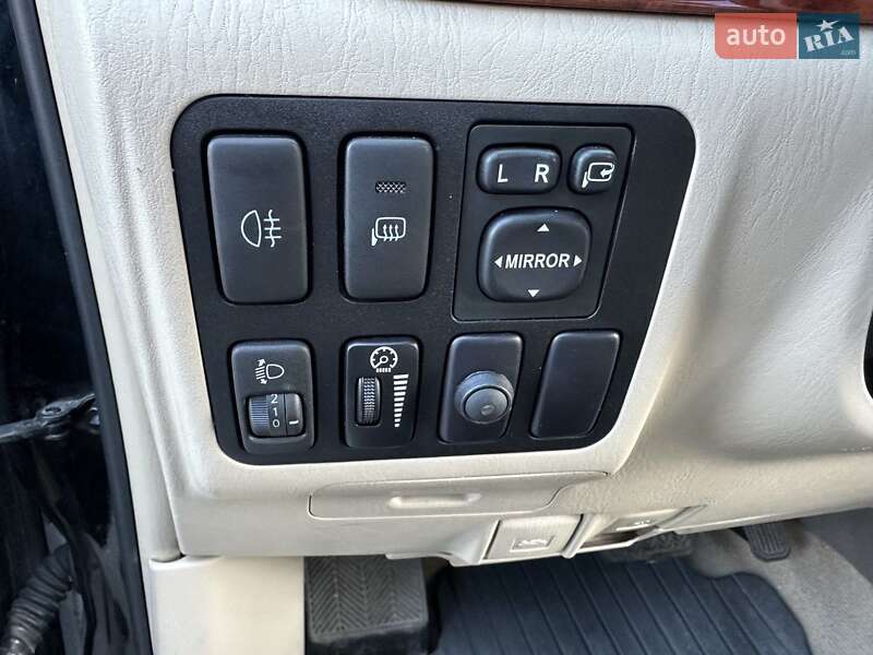 Внедорожник / Кроссовер Toyota Land Cruiser 2007 в Умани