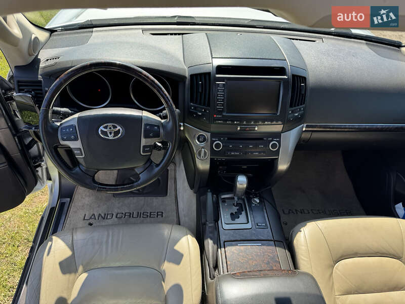 Внедорожник / Кроссовер Toyota Land Cruiser 2008 в Одессе