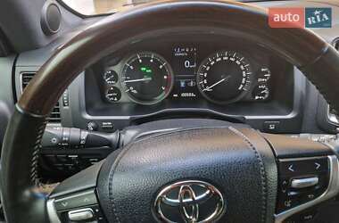 Позашляховик / Кросовер Toyota Land Cruiser 2019 в 