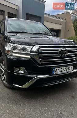 Внедорожник / Кроссовер Toyota Land Cruiser 2016 в Киеве