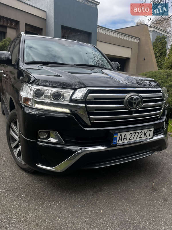 Toyota Land Cruiser 2016