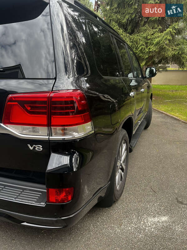 Внедорожник / Кроссовер Toyota Land Cruiser 2016 в Киеве