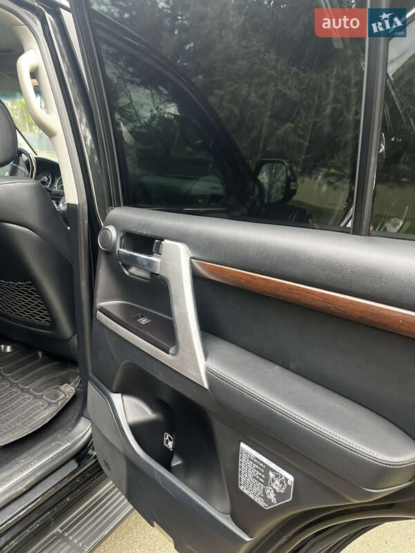 Внедорожник / Кроссовер Toyota Land Cruiser 2016 в Киеве