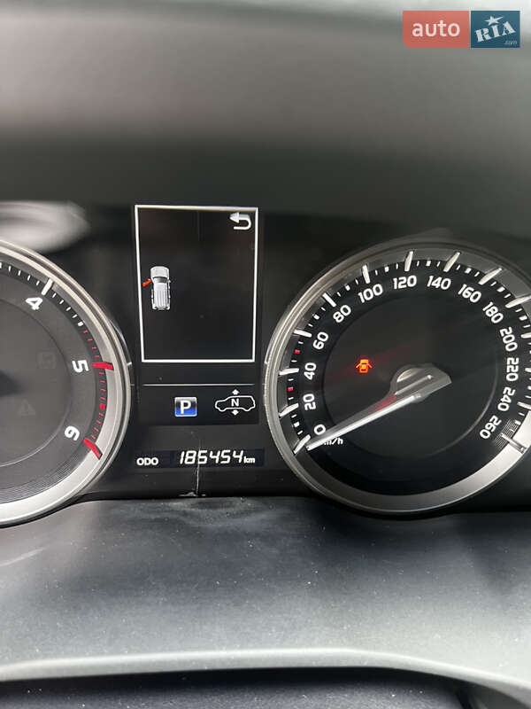 Внедорожник / Кроссовер Toyota Land Cruiser 2016 в Киеве