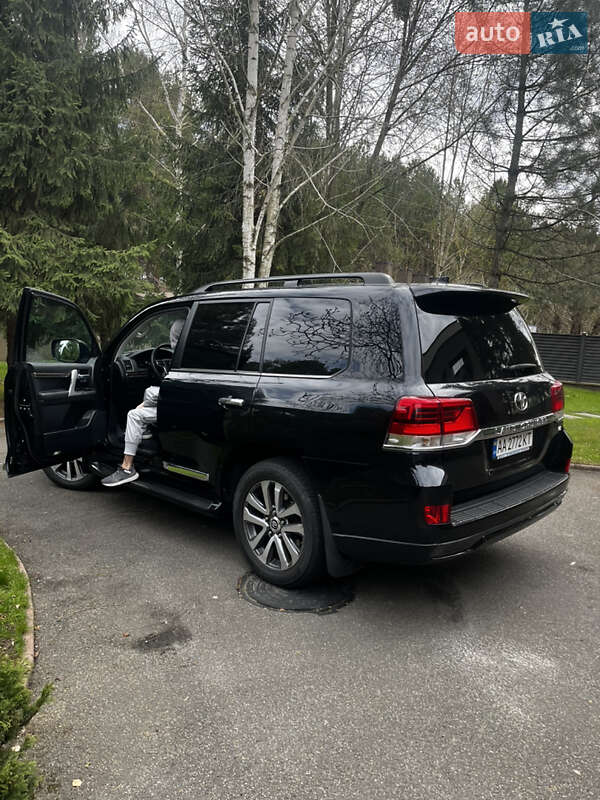 Внедорожник / Кроссовер Toyota Land Cruiser 2016 в Киеве