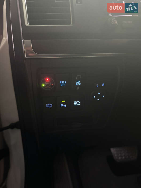 Внедорожник / Кроссовер Toyota Land Cruiser 2018 в Одессе фото 10 Внедорожник / Кроссовер Toyota Land Cruiser 2018 в Одессе