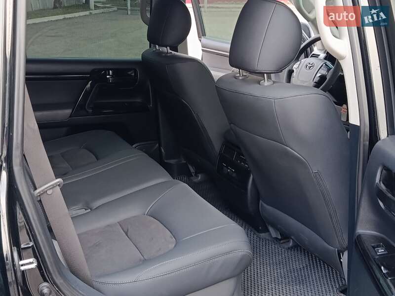Позашляховик / Кросовер Toyota Land Cruiser 2009 в Первомайську
