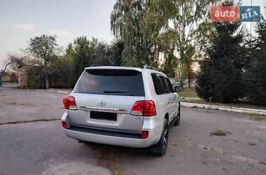 Внедорожник / Кроссовер Toyota Land Cruiser 2012 в 