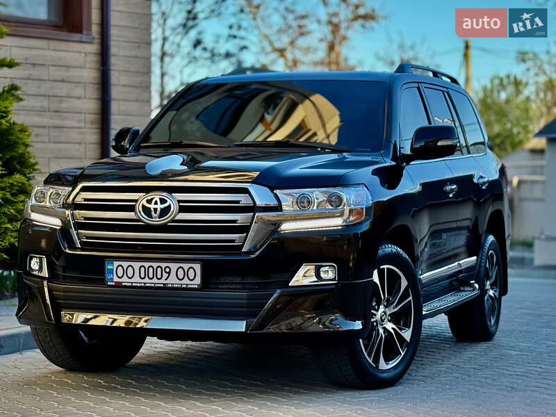 Позашляховик / Кросовер Toyota Land Cruiser 2020 в 