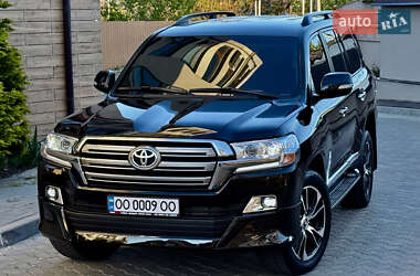 Позашляховик / Кросовер Toyota Land Cruiser 2020 в 