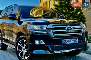 Позашляховик / Кросовер Toyota Land Cruiser 2020 в 