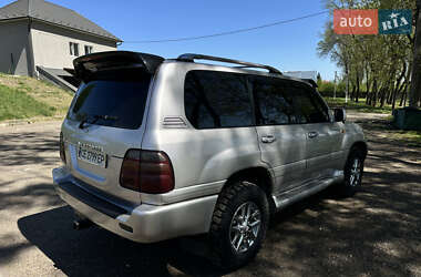 Внедорожник / Кроссовер Toyota Land Cruiser 2001 в 