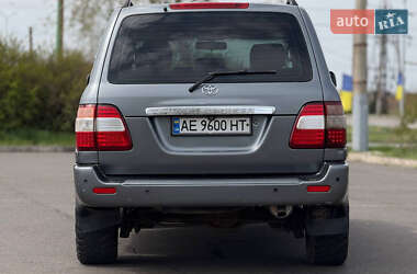 Внедорожник / Кроссовер Toyota Land Cruiser 2002 в 