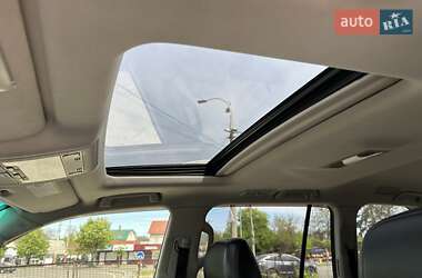 Внедорожник / Кроссовер Toyota Land Cruiser 2011 в 