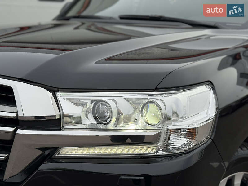 Внедорожник / Кроссовер Toyota Land Cruiser 2017 в Киеве