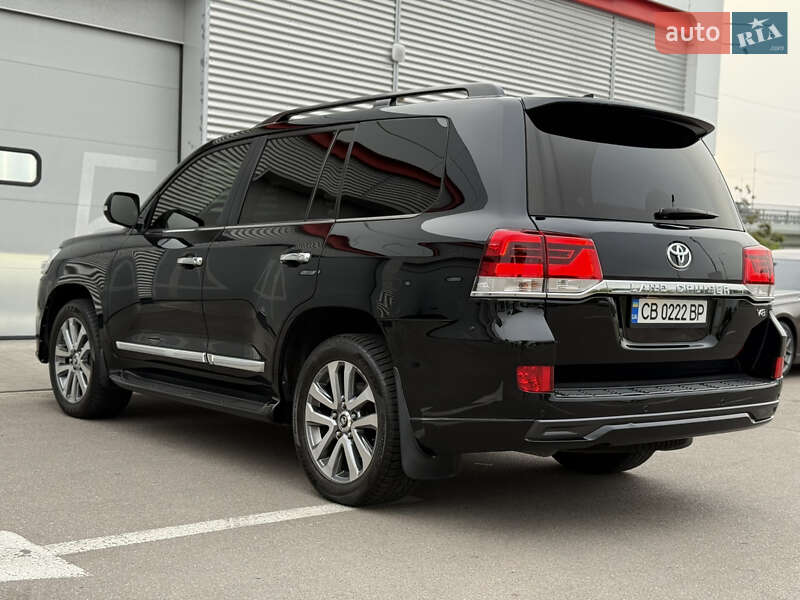 Внедорожник / Кроссовер Toyota Land Cruiser 2017 в Киеве