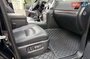 Внедорожник / Кроссовер Toyota Land Cruiser 2017 в 