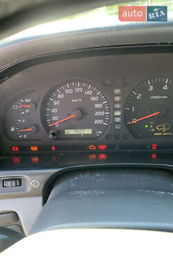 Позашляховик / Кросовер Toyota Land Cruiser 2002 в 
