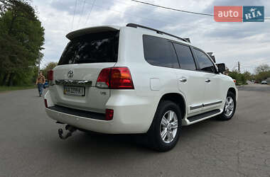 Позашляховик / Кросовер Toyota Land Cruiser 2015 в 