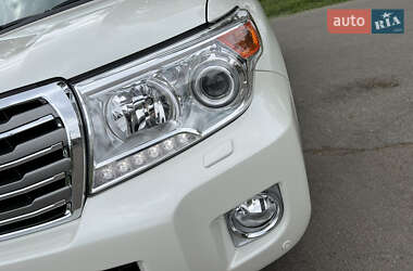 Позашляховик / Кросовер Toyota Land Cruiser 2015 в 