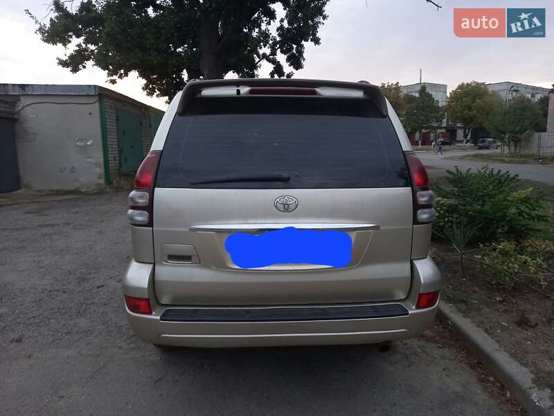 Внедорожник / Кроссовер Toyota Land Cruiser 2006 в Лозовой