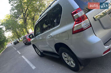 Позашляховик / Кросовер Toyota Land Cruiser 2013 в 