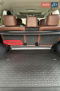 Внедорожник / Кроссовер Toyota Land Cruiser 2016 в 