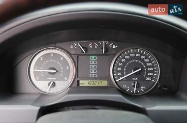 Позашляховик / Кросовер Toyota Land Cruiser 2011 в 