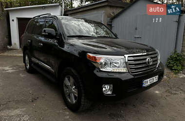 Позашляховик / Кросовер Toyota Land Cruiser 2012 в 