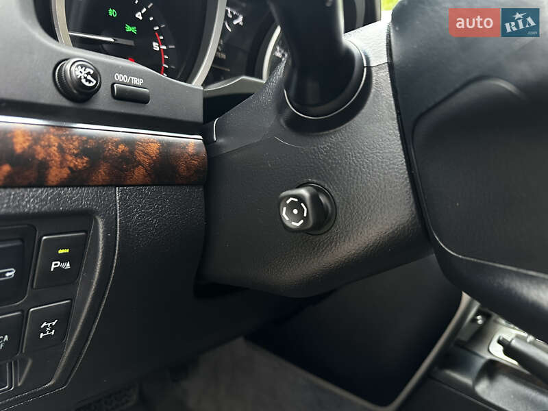 Внедорожник / Кроссовер Toyota Land Cruiser 2012 в Одессе