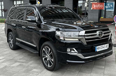 Позашляховик / Кросовер Toyota Land Cruiser 2020 в Києві