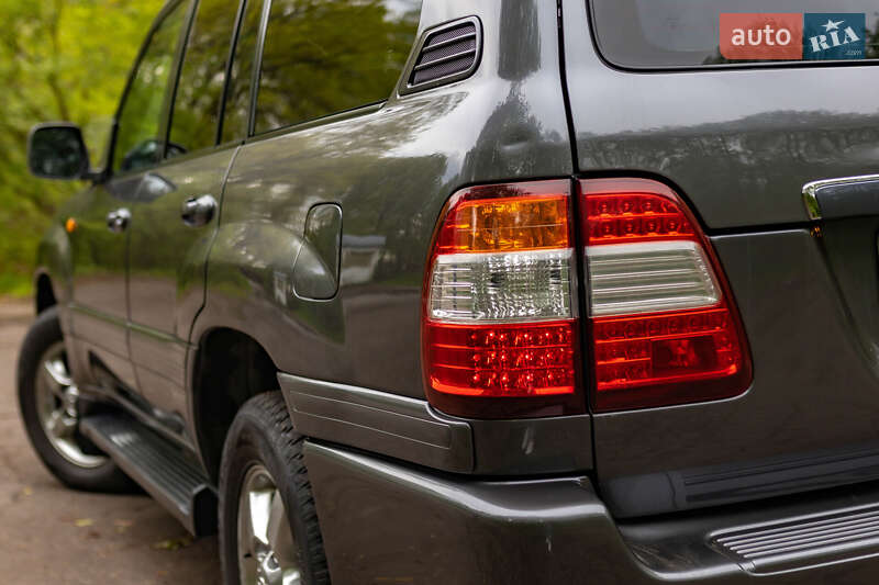 Позашляховик / Кросовер Toyota Land Cruiser 2006 в Трускавці фото 23 Позашляховик / Кросовер Toyota Land Cruiser 2006 в Трускавці