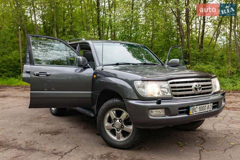 Позашляховик / Кросовер Toyota Land Cruiser 2006 в Трускавці фото 36 Позашляховик / Кросовер Toyota Land Cruiser 2006 в Трускавці