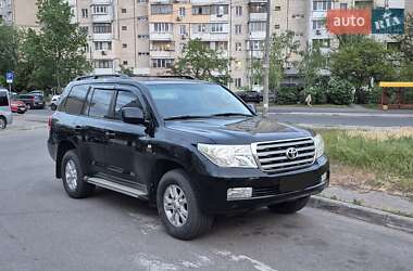 Внедорожник / Кроссовер Toyota Land Cruiser 2008 в 