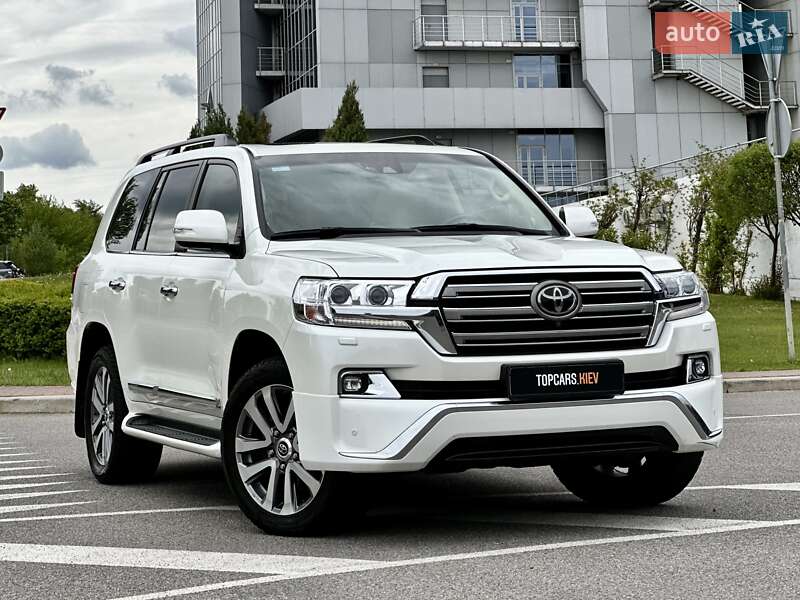 Позашляховик / Кросовер Toyota Land Cruiser 2017 в Києві
