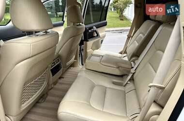 Позашляховик / Кросовер Toyota Land Cruiser 2017 в 