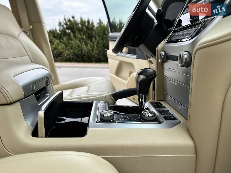 Позашляховик / Кросовер Toyota Land Cruiser 2017 в Києві