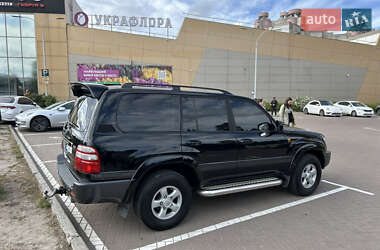 Позашляховик / Кросовер Toyota Land Cruiser 2004 в 