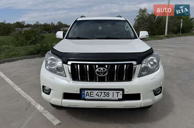 Внедорожник / Кроссовер Toyota Land Cruiser 2012 в 