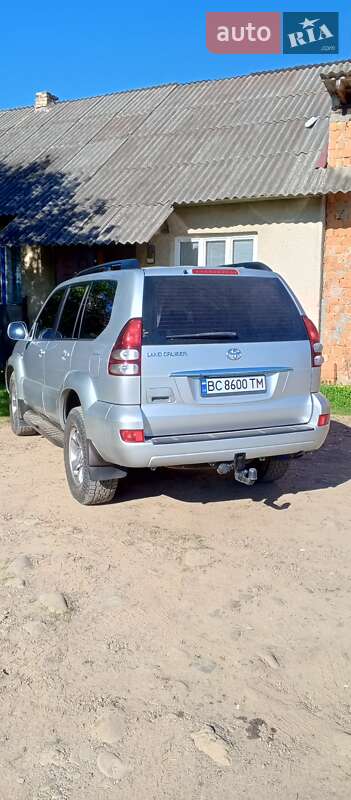 Позашляховик / Кросовер Toyota Land Cruiser 2007 в Драгово